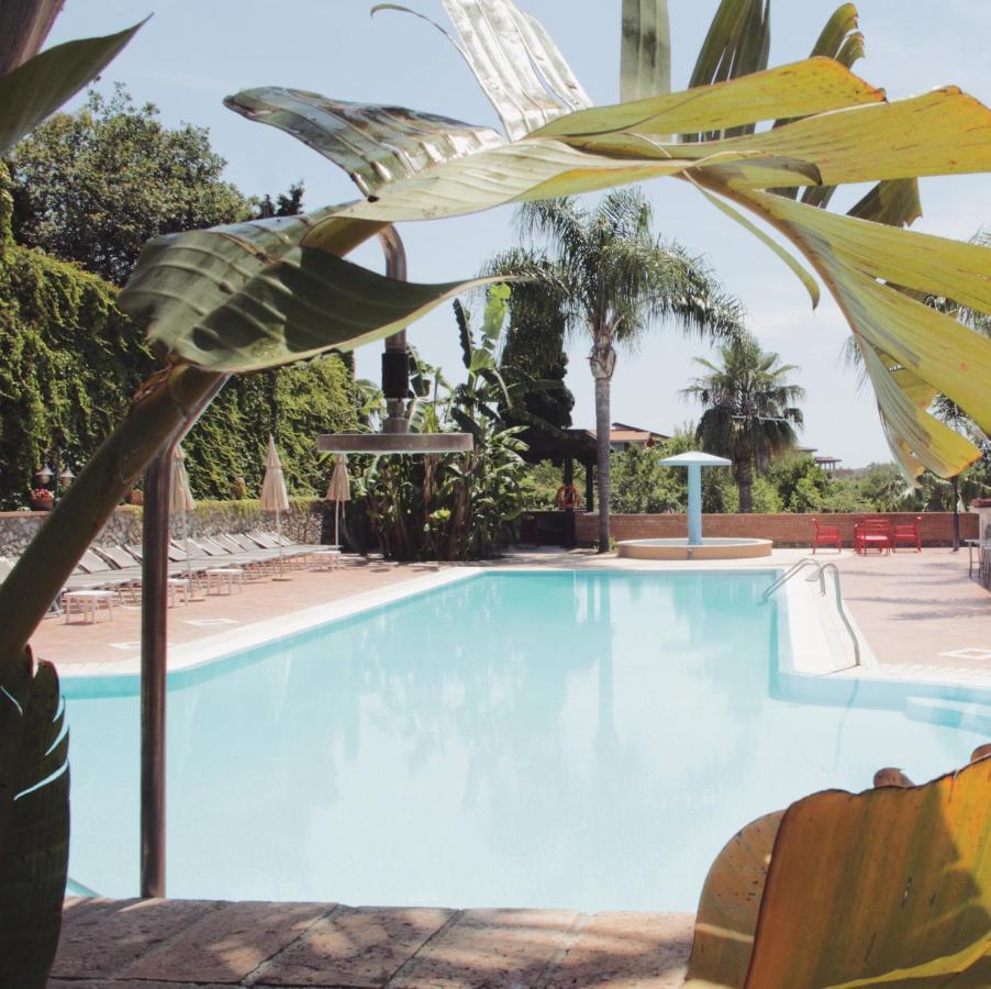 Costa Degli Dei Resort Capo Vaticano Bagian luar foto